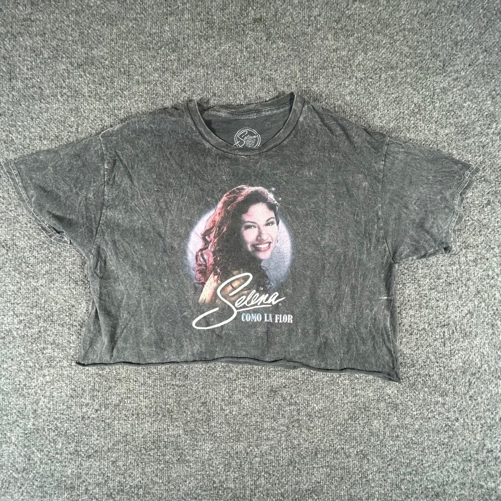 Selena Crop Top Womens M/L Gray Acid Wash Graphic Tee Como La Flor Raw Hem